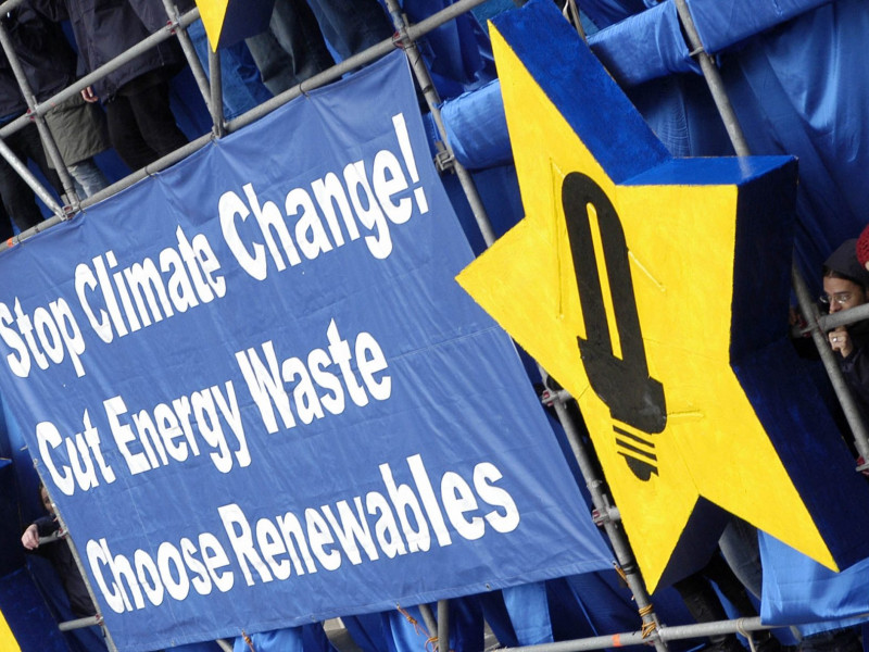 FoEE_Giant_EU_Energy_Flag_5_2007