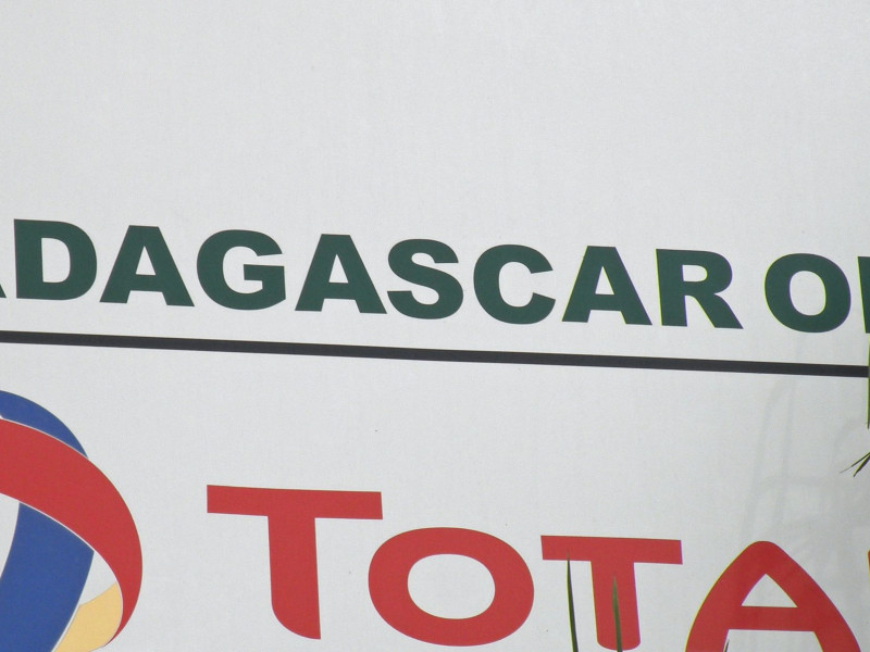 madagascar_tarsands_stock