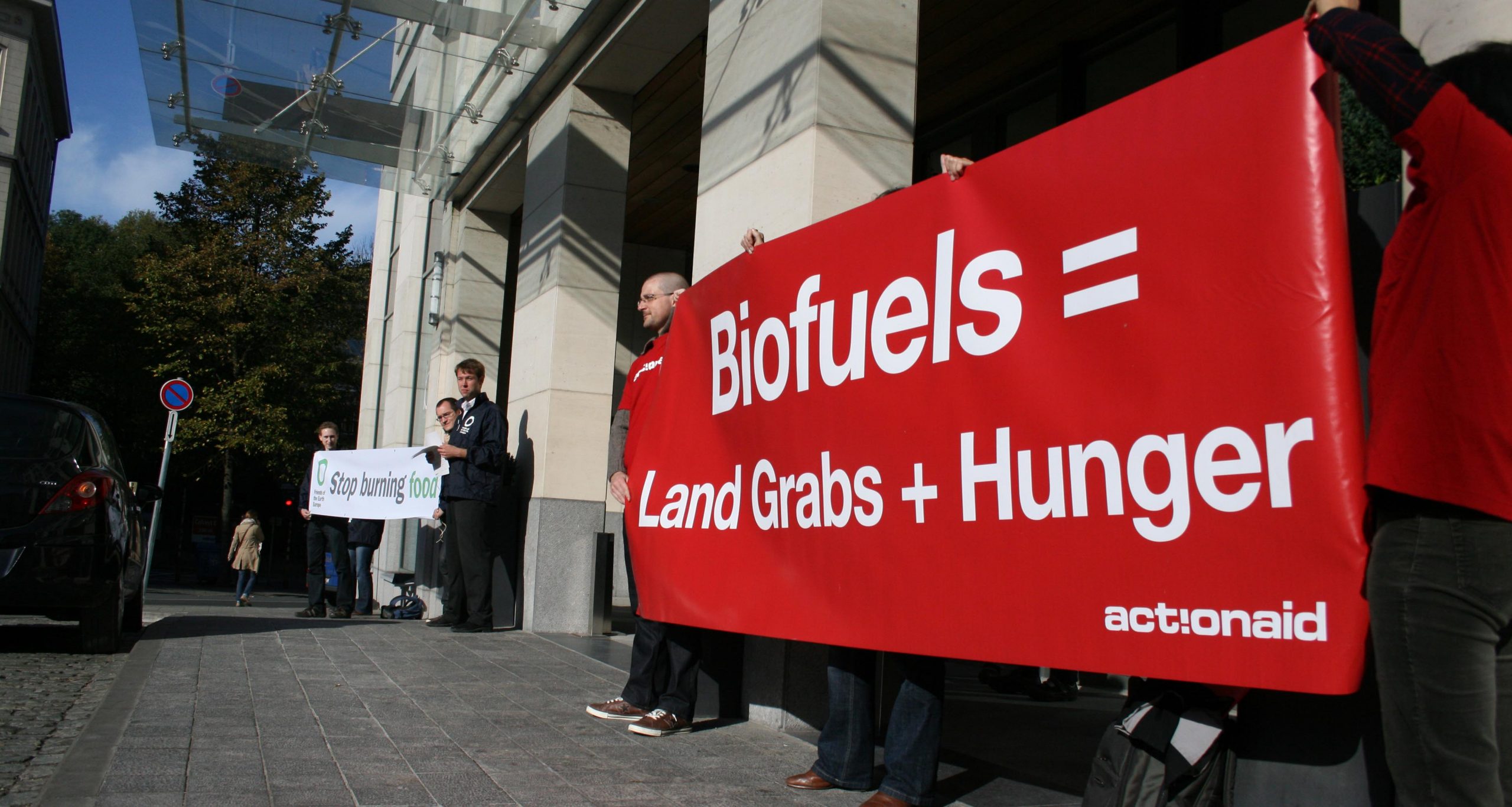 Barroso must not back away from biofuels reform - Friends of the Earth ...