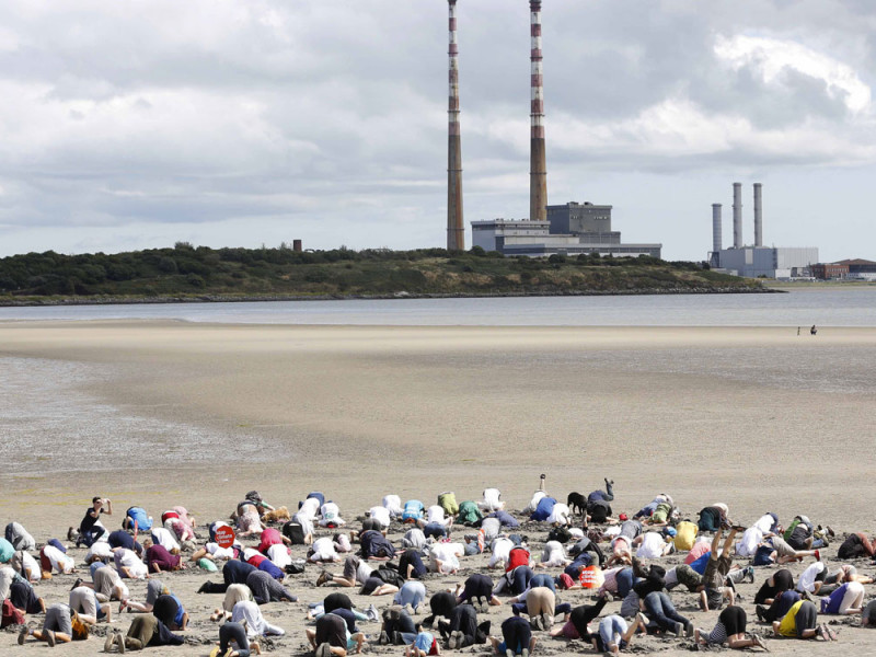 ireland-climate-heads-in-sand