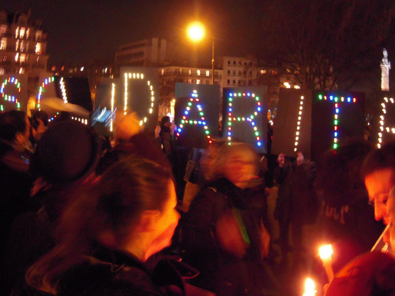 solidarity_lights_patrick_janicek