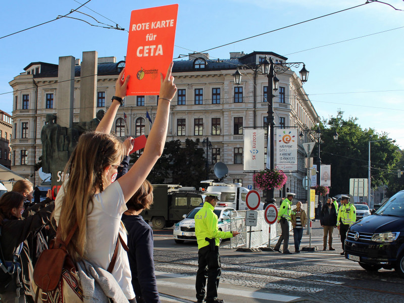 red-card-for-ceta