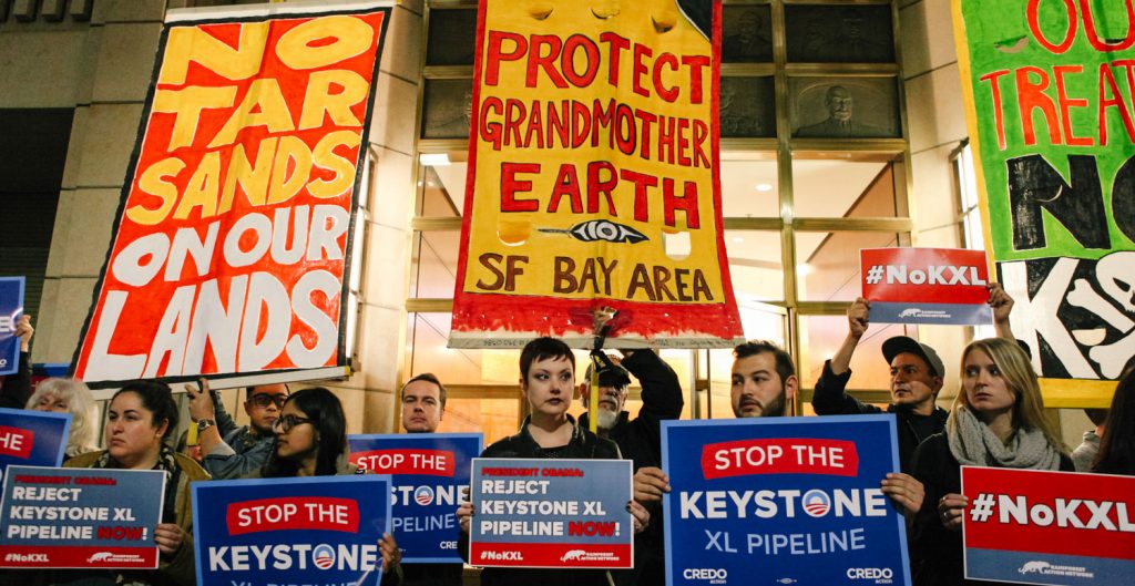 Keystone XL: Trump re-opens door to climate-killing tar sands