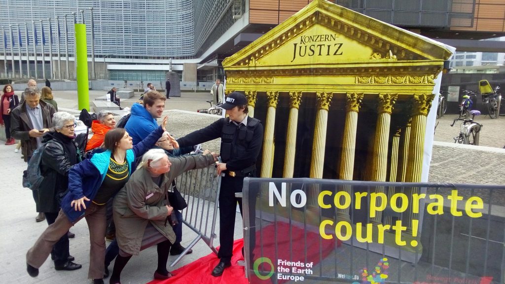 ‘We reject corporate courts’ say 280,000 European citizens