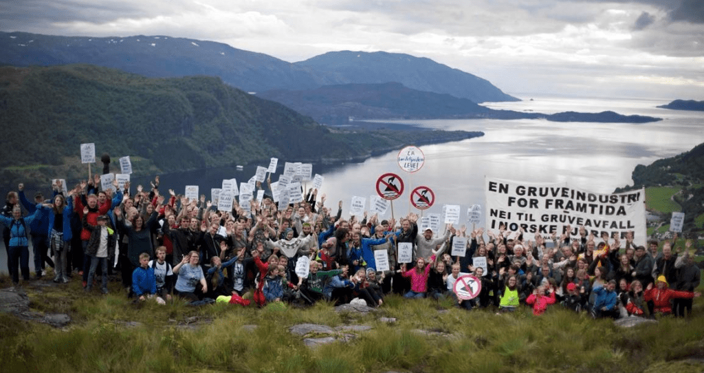 Banking giants stop supporting mine waste dumping in Norway