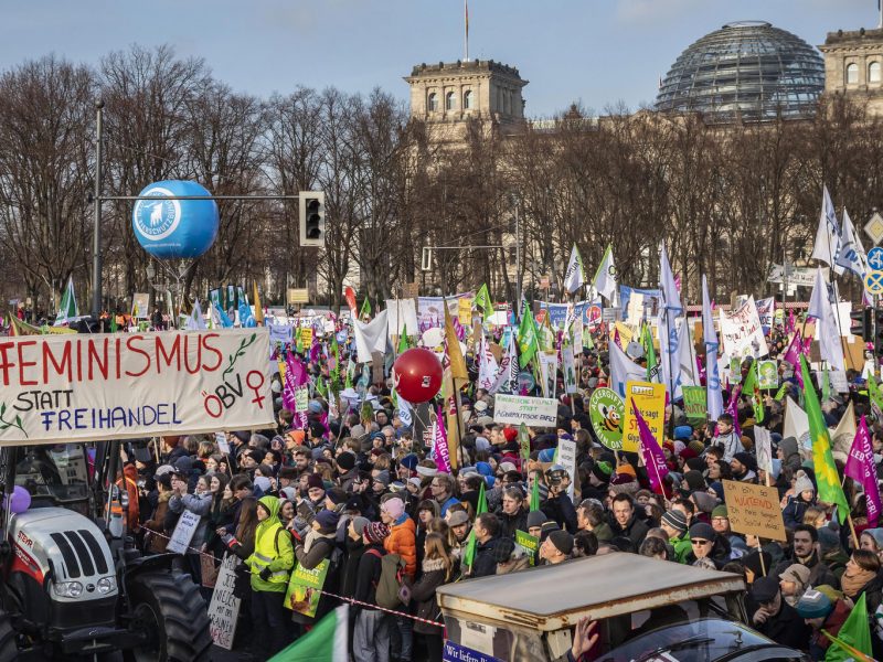 marching in Berlin for sustainable agriculture (c) Jörg Farys / www