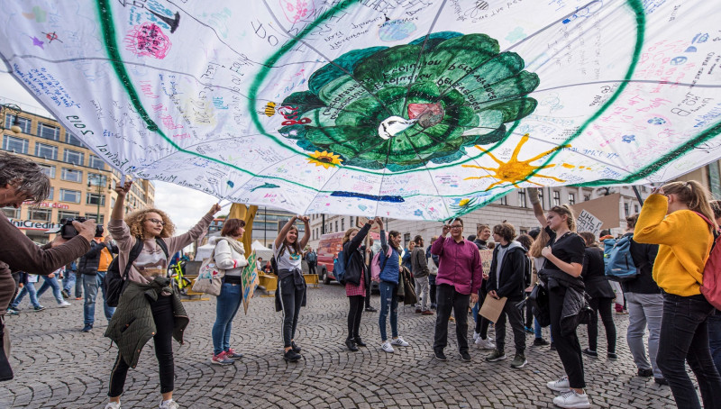 Prague: Young people striking for the climate (c)Hnuti DUHA/Foe Czechia