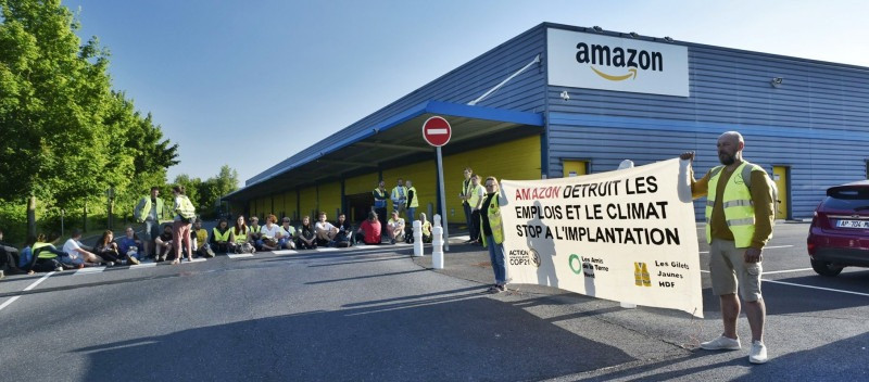 Standing with Amazon workers - #covidsolidarity