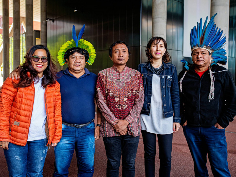 Uli, Tatiana and other environmental defenders from Brazil and Indonesia in Den Haag (C) Milieudefensie